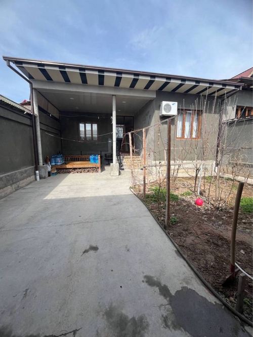 Продается двор, Кибрайский район, массив Обод