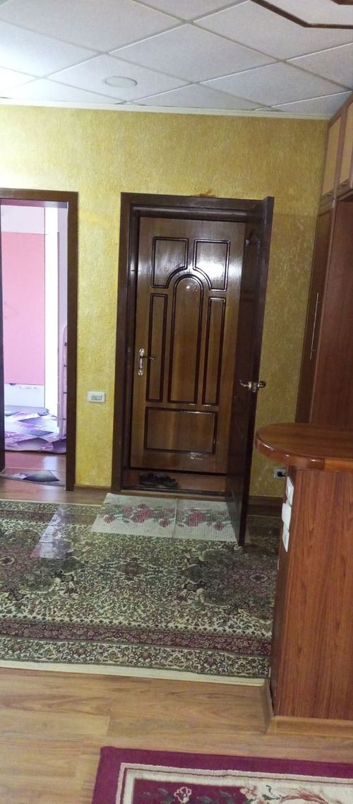Urgent sale of an apartment in Kara-Kamysh 1/2, house 8A, apt 1/2