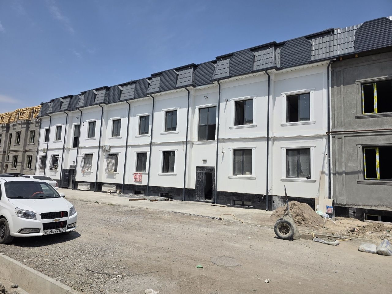 5-комнатная квартира, 128 м², Ташкент, Сергелийский район, на продажу