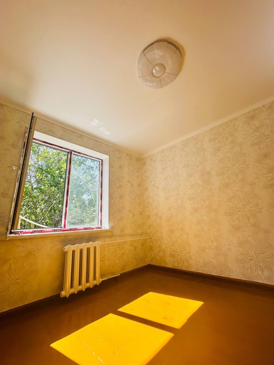 4-комнатная квартира, 80 м², Ташкент, Учтепинский район, на продажу