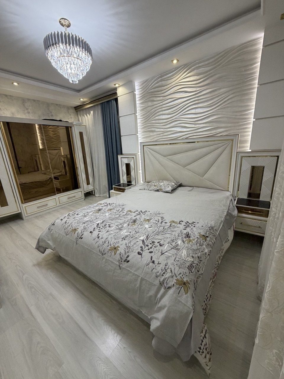 5-комнатная квартира, 110 м², Ташкент, Мирзо-Улугбекский район, на продажу