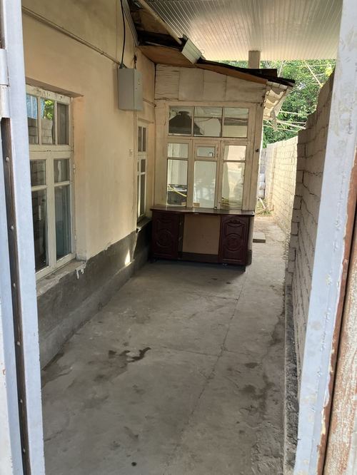Hovli ijaraga beriladi faqat oilaga Chorsuda 400$