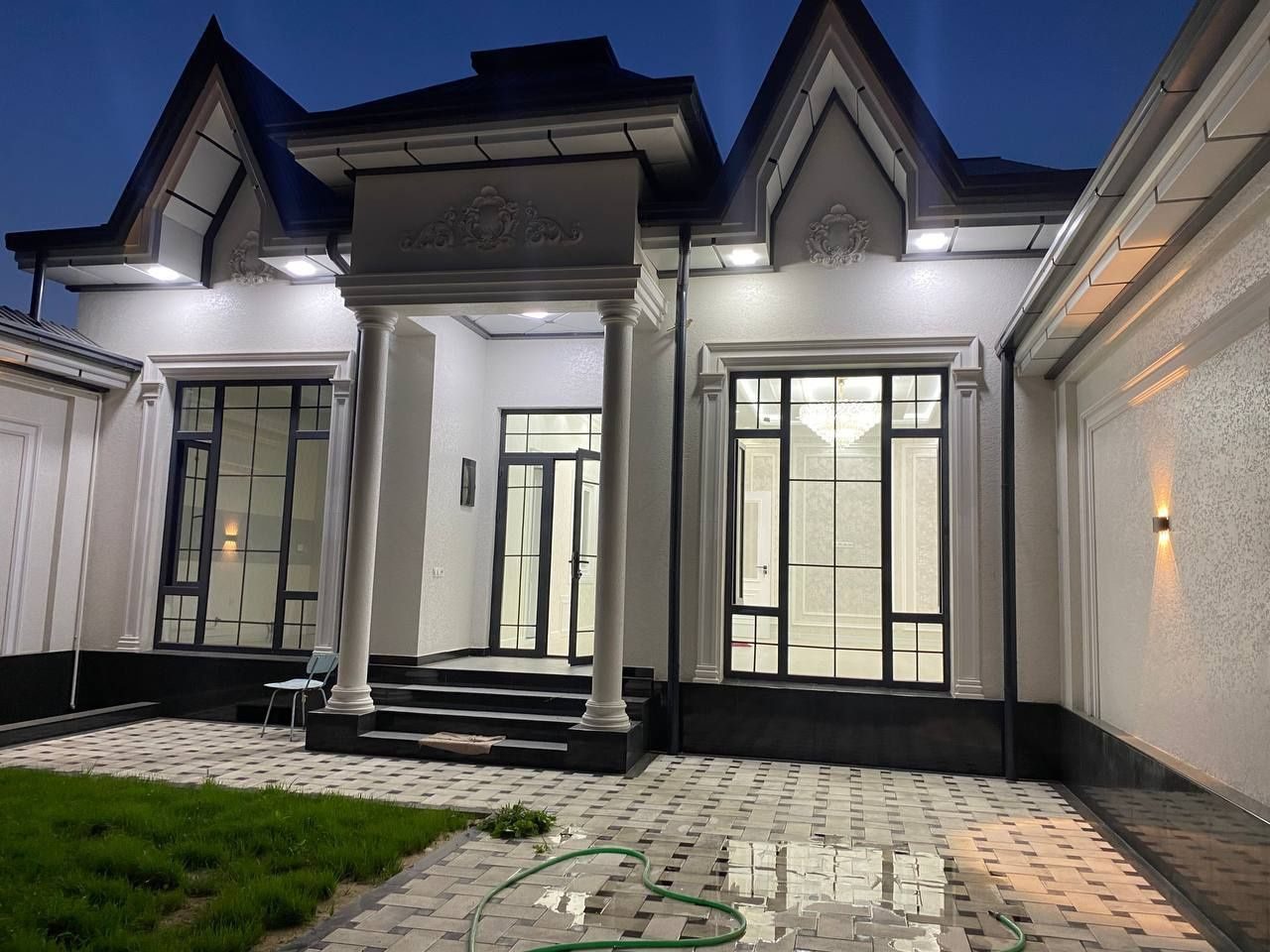 5-room house, 2 m², Tashkent, Bektemir District, for sale