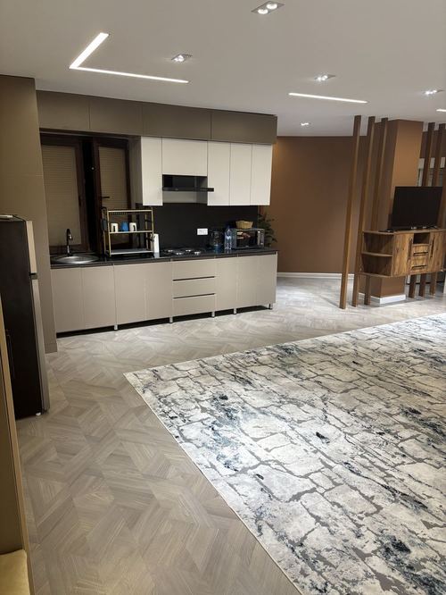 3-xonali kvartira, 80 m²