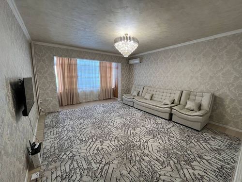 3-xonali kvartira, 70 m²