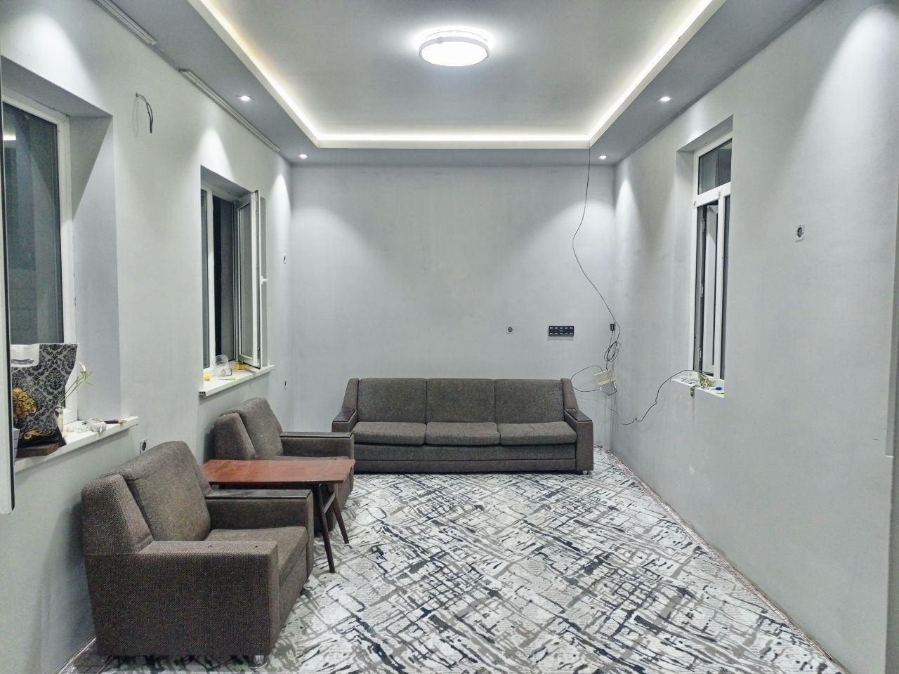 6-комнатный коттедж, 270 м², Зарафшан, на продажу
