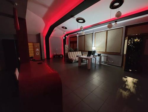 1-xonali kvartira, 150 m²