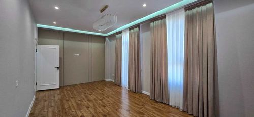 3-xonali kvartira, 81 m²