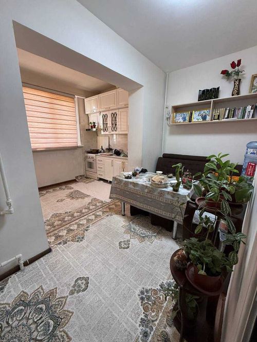 2-xonali kvartira, 72 m²