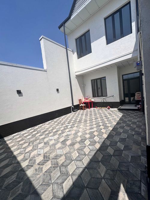 4-xonali uy, 140 m²
