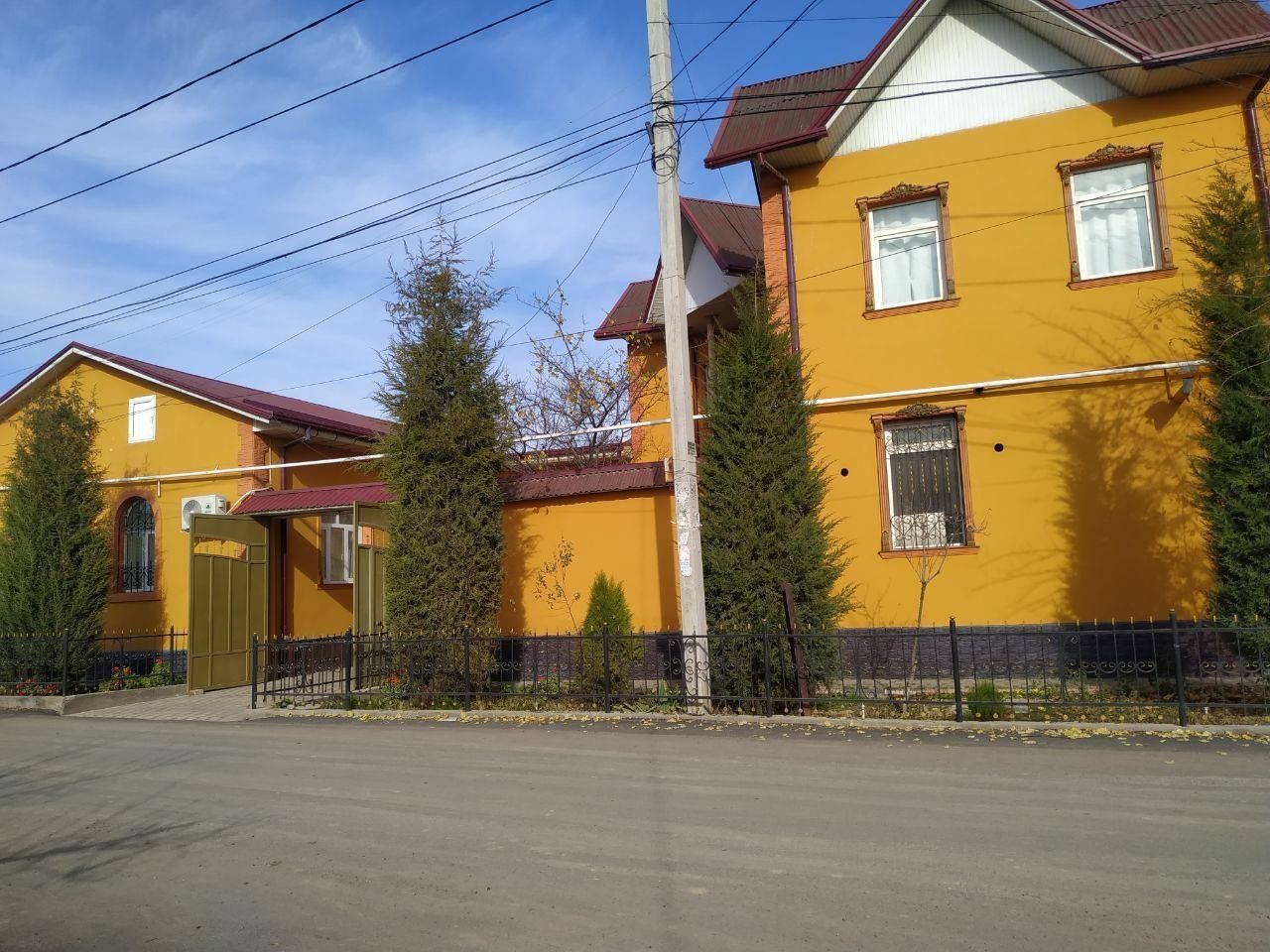 8-комнатный дом, 400 м², Ташкент, Яшнабадский район, на продажу