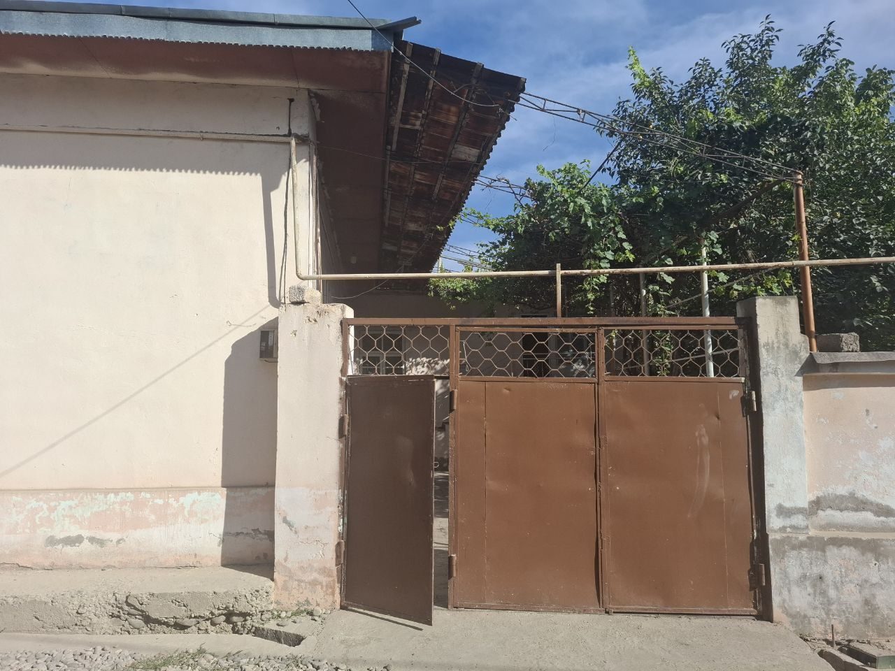 6-комнатный дом, 120 м², Зангиата, в аренду
