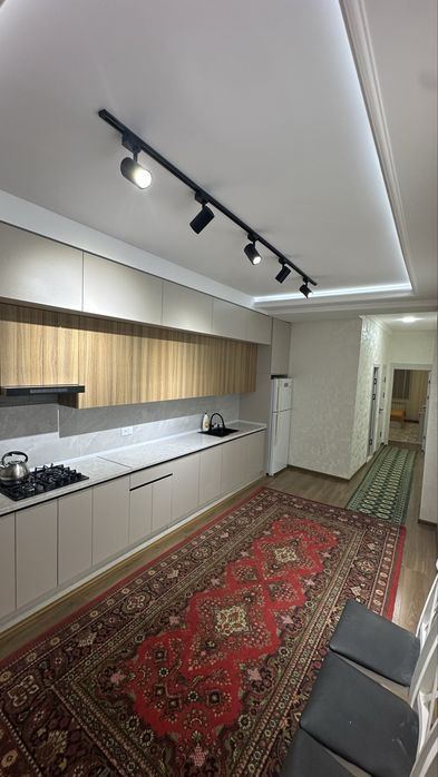 3-xonali kvartira, 92 m²