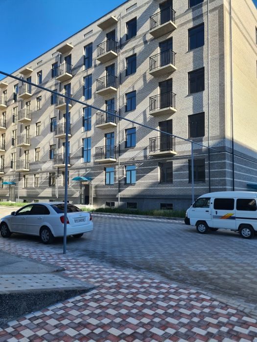 3-комнатная квартира, 63 м², Зарафшан, на продажу