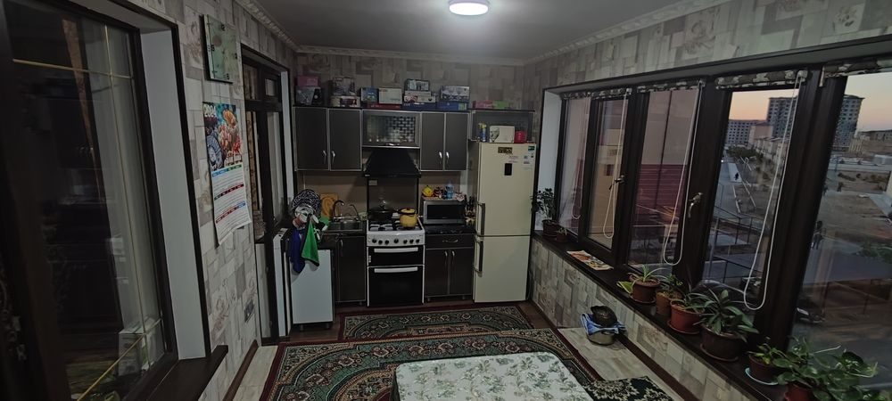3-комнатная квартира, 82 м², Зарафшан, на продажу