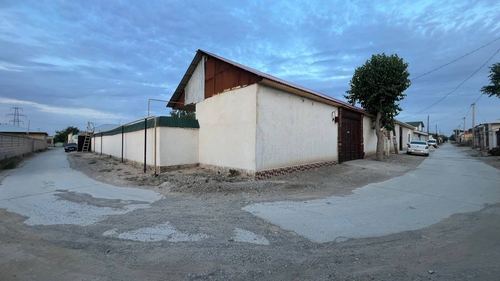 3-room dacha, 800 m²