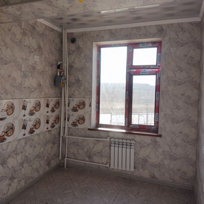 2-xonali kvartira, 68 m², Zarafshon, ijaraga