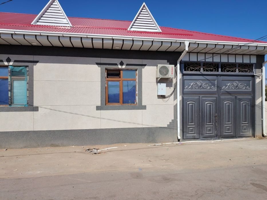 3-комнатная часть дома, 6300 м², Зарафшан, на продажу