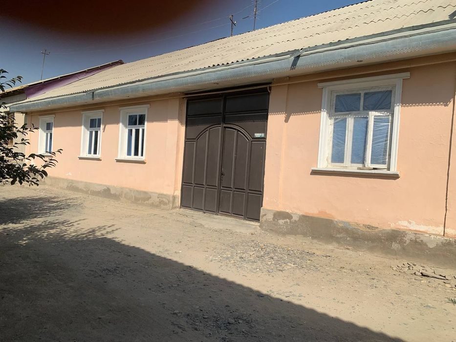 4-xonali uy, 400 m², Джума, sotuvga