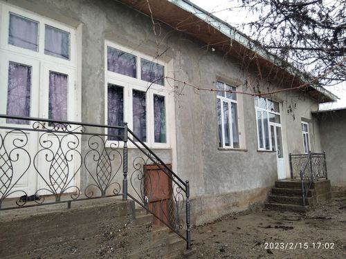 7-xonali uy, 2980 m²