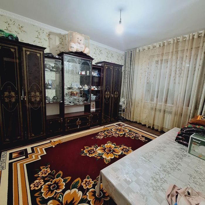 3-xonali kvartira, 69 m², Кармана, sotuvga