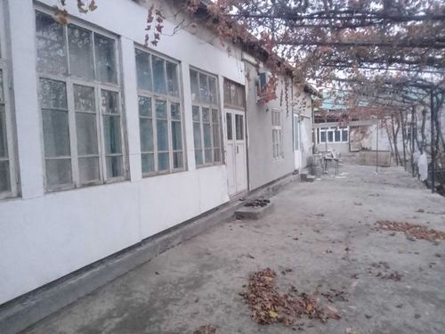 11-room house, 14 m²