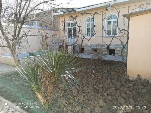 6-room house, 470 m²