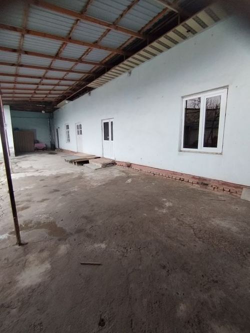 3-room house, 400 m²
