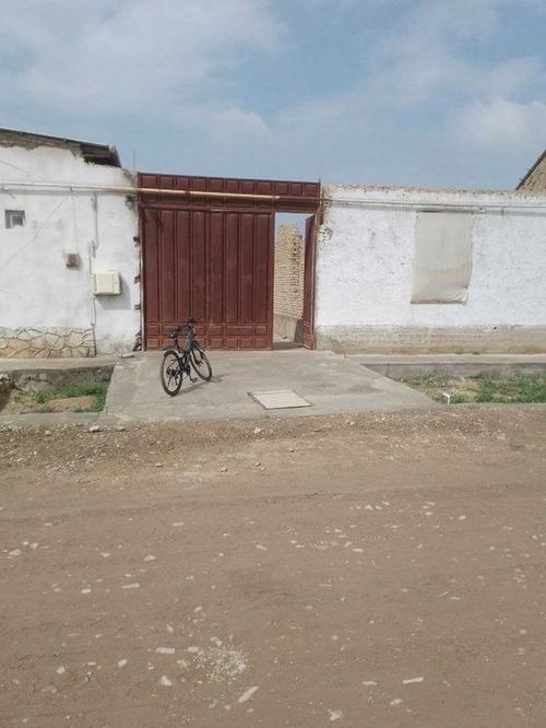 4-room house, 600 m²
