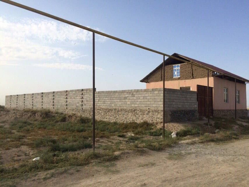 3-комнатный дом, 800 м², Кармана, на продажу