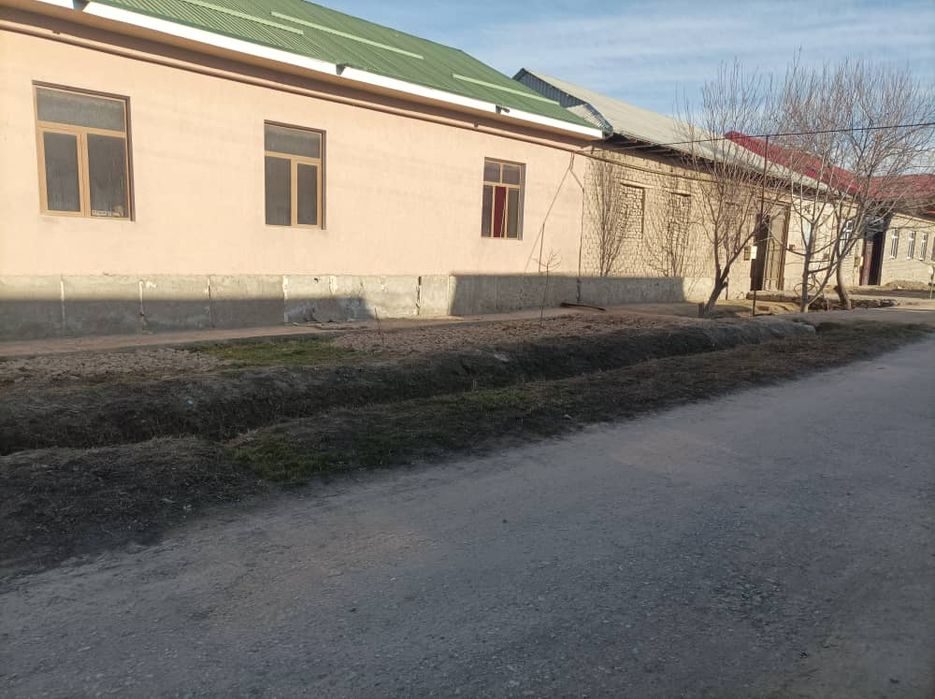 5-room cottage, 2000 m², Кармана, for sale