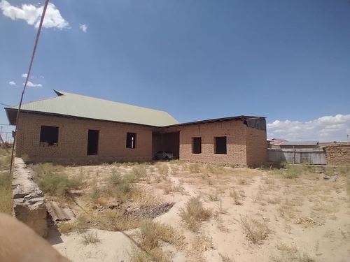 5-xonali uy, 9000 m²