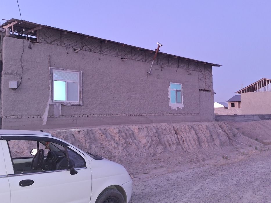 5-room house, 200 m², Кызылтепа, for sale