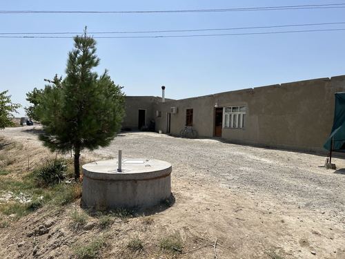 10-xonali uy, 5000 m²