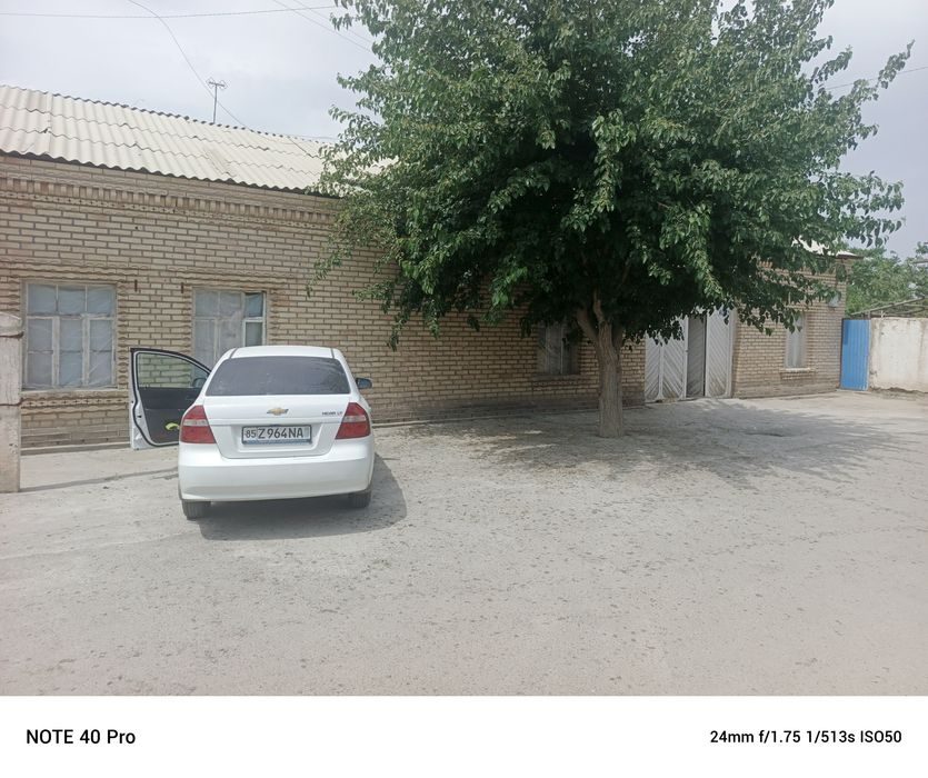 8-xonali uy, 800 m², Кызылтепа, sotuvga