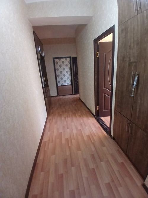 2-xonali kvartira, 80 m²