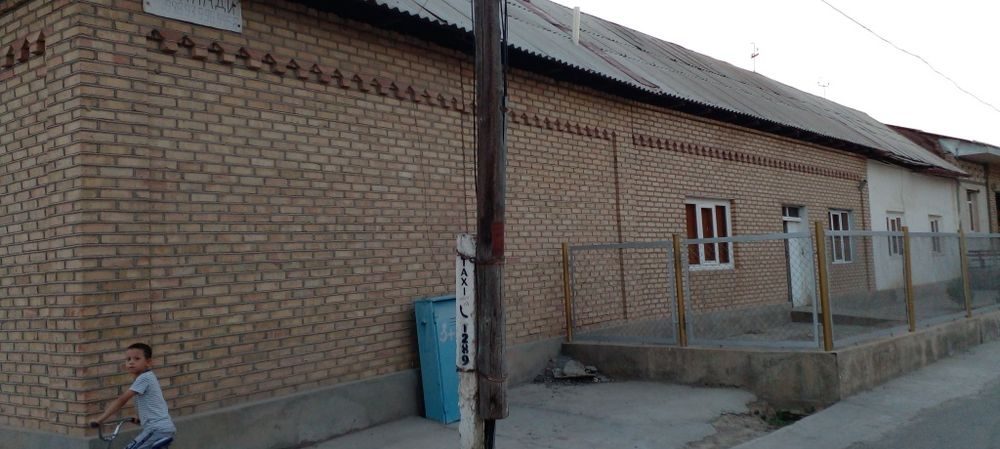 5-xonali uy, 600 m², Kattaqo‘rg‘on, sotuvga