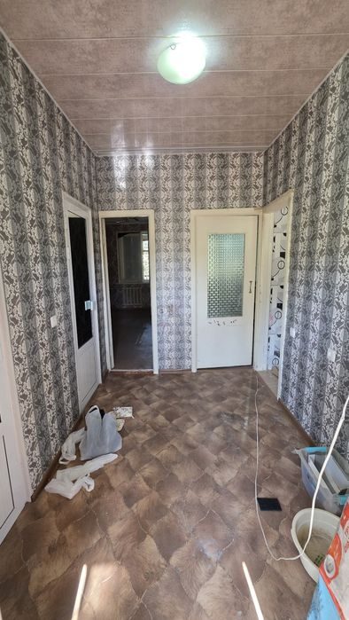 2-комнатная квартира, 60 м², Навои, на продажу