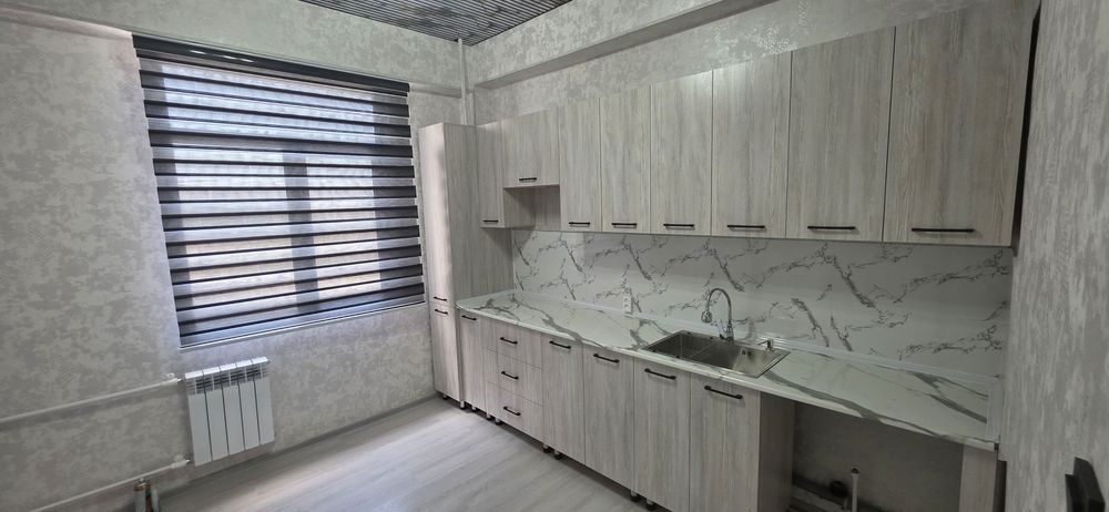 2-комнатная квартира, 56 м², Навои, на продажу