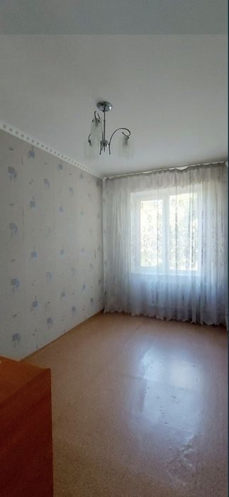 3-комнатная квартира, 80 м², Навои, на продажу