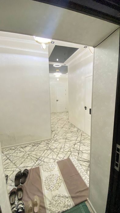 3-xonali kvartira, 94 m², Navoiy, sotuvga