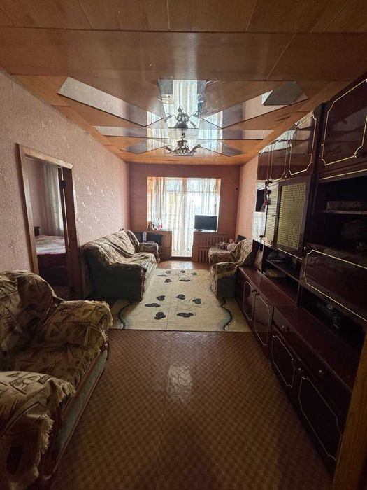 3-комнатная квартира, 70 м², Навои, на продажу