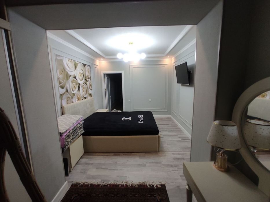3-комнатная квартира, 116 м², Навои, на продажу
