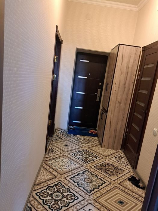 2-комнатная квартира, 67 м², Навои, на продажу
