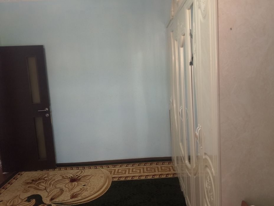 3-комнатная квартира, 56 м², Навои, на продажу