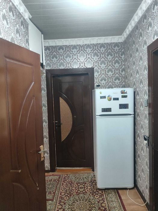 3-комнатная квартира, 81 м², Навои, на продажу