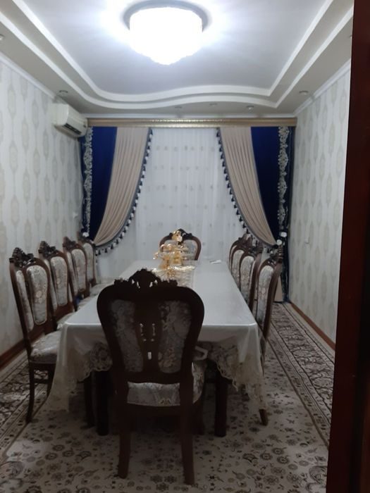3-комнатная квартира, 90 м², Навои, на продажу