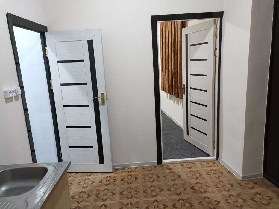 2-комнатная квартира, 1 м², Навои, в аренду