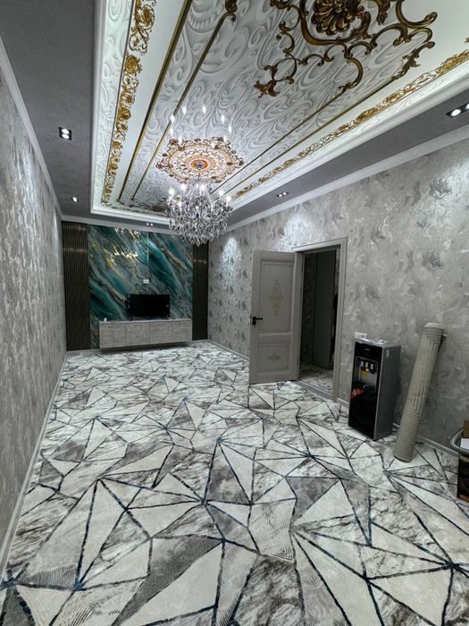 3-комнатная квартира, 91 м², Навои, в аренду