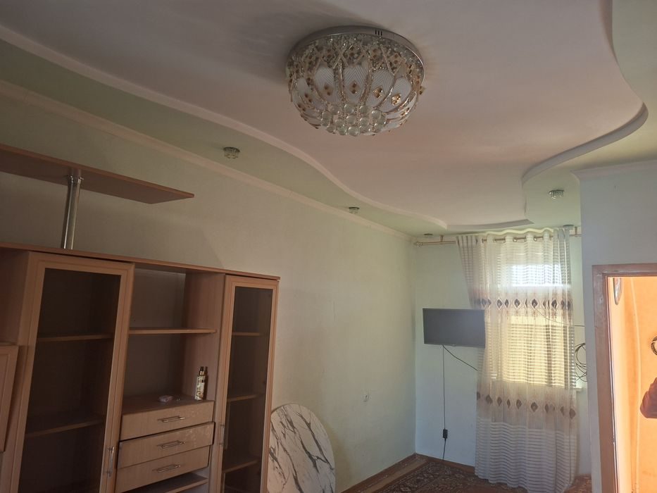 2-комнатная квартира, 35 м², Навои, в аренду